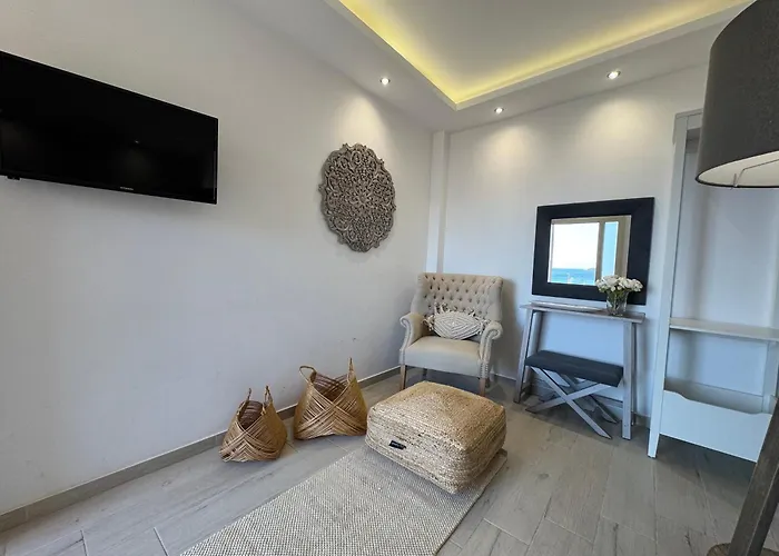 Deluxe Dina Lejlighed *