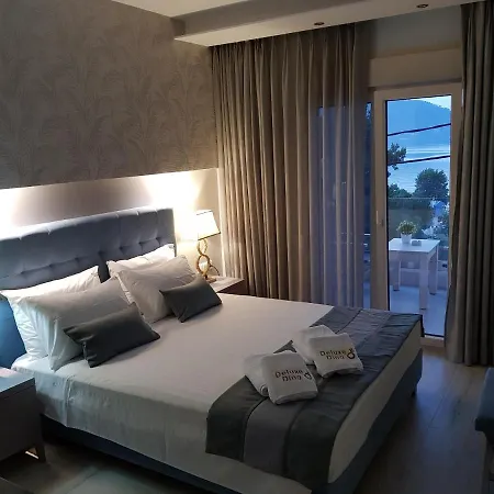 Deluxe Dina * سكالا بوتامياس