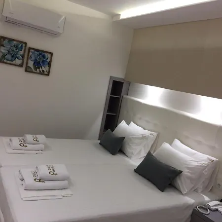 Deluxe Dina شقة