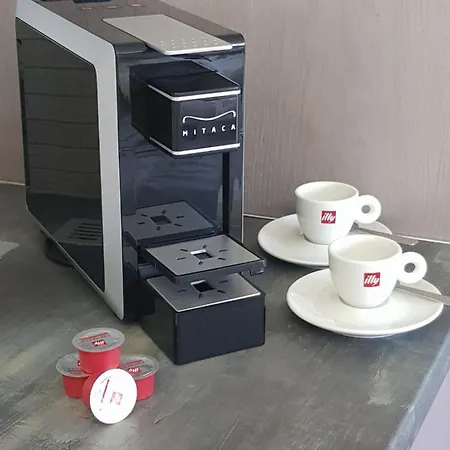 Deluxe Dina *